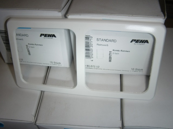 D 80.672.02 Standard reinweiß Rahmen 2-fach